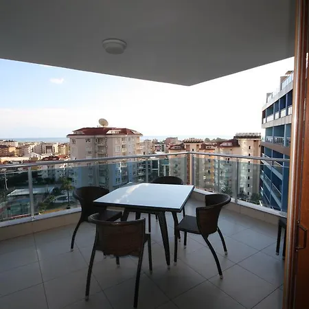 Apartment Crystal Park Апартаменты *