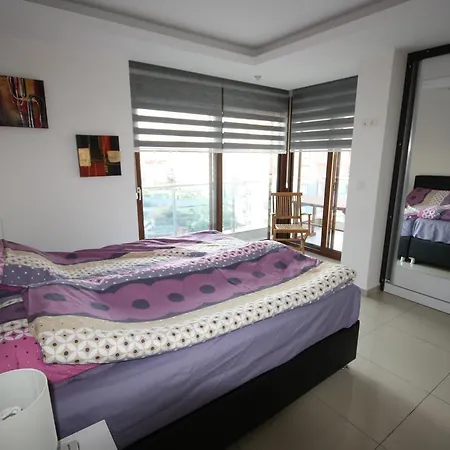 Apartment Crystal Park Апартаменты *